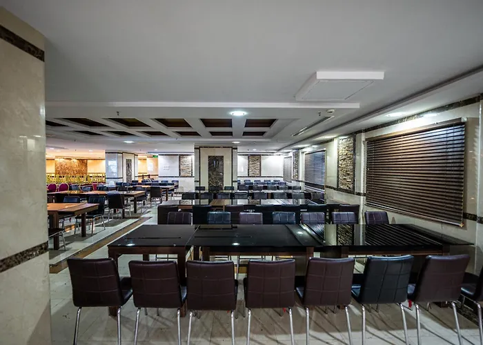 Snood Al Azama Hotel